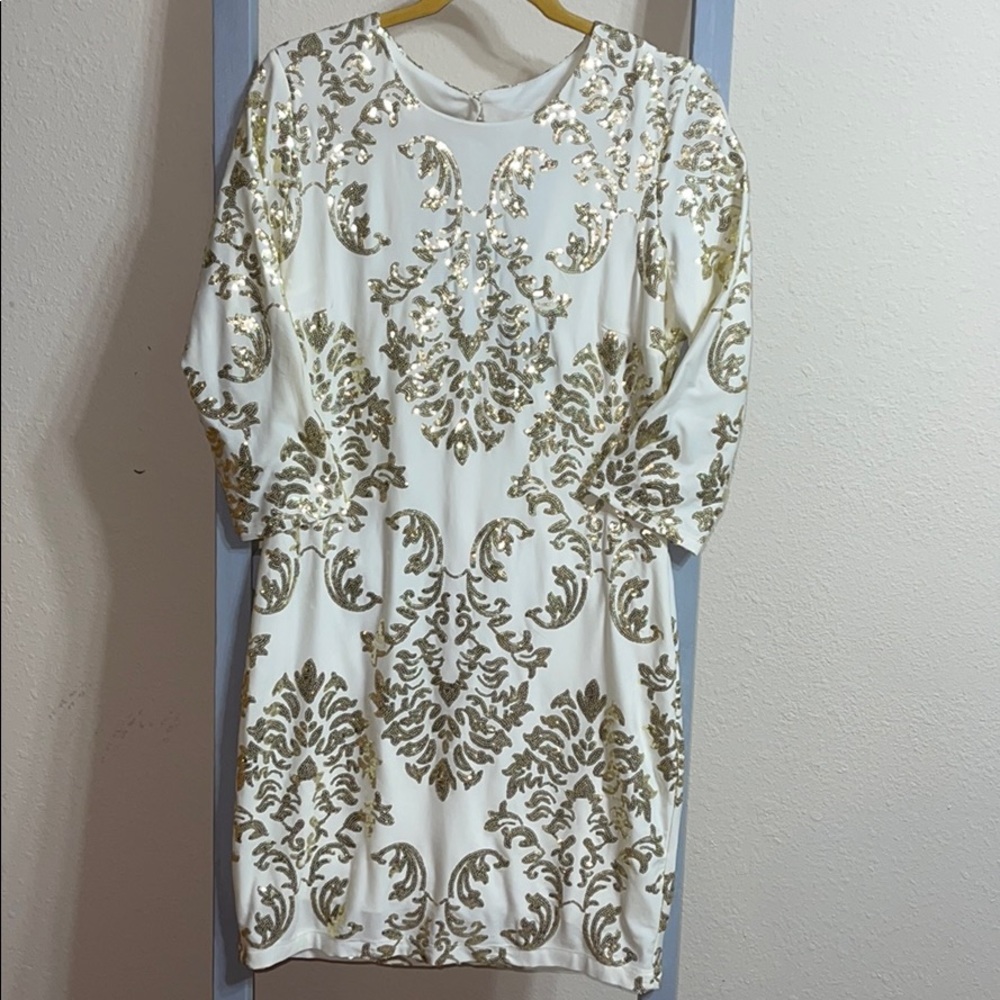 Off-white dress w/ gold sequin